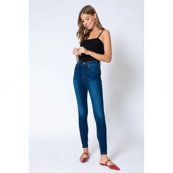 Kancan Super High Rise Super Skinny Jeans - Picture 2 of 15